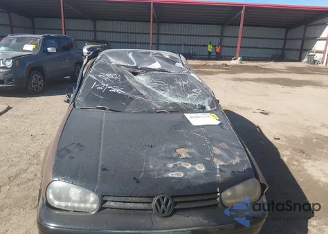 1999 Volkswagen Golf Gls z USA, uszkodzony, nr VIN WVWGA31J3XW684859